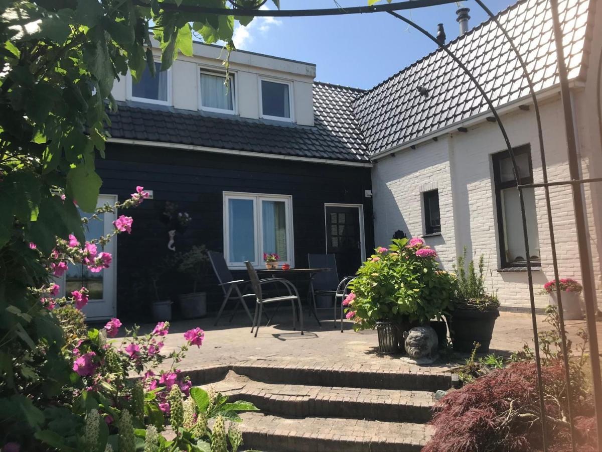 T Huuske Tuinappartement Met Fantastisch Uitzicht, Nabij Zee Zonnemaire Extérieur photo