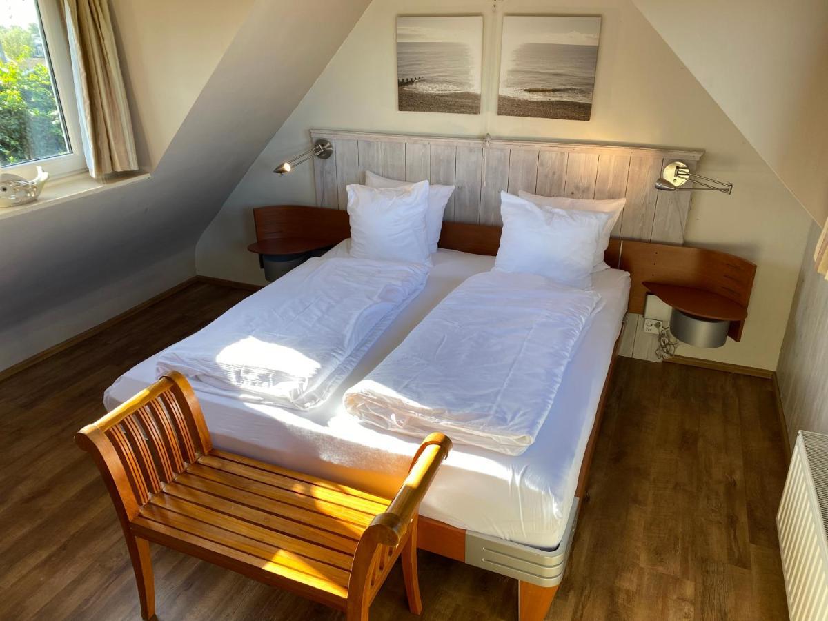 T Huuske Tuinappartement Met Fantastisch Uitzicht, Nabij Zee Zonnemaire Extérieur photo